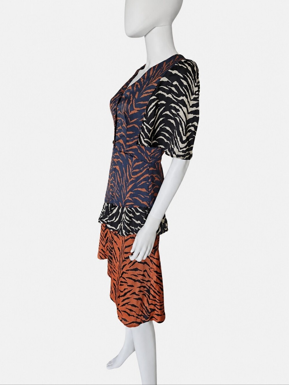 AUTUMN ADEIGBO | Tracy Animal Print Midi Dress Size 2 - Picture 4 of 7